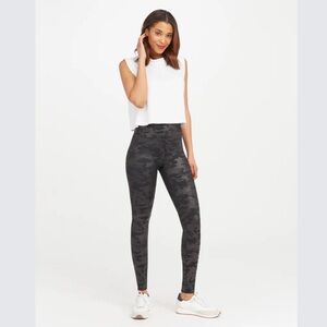 SPANX Black Faux Leather Camo Pants Leggings S